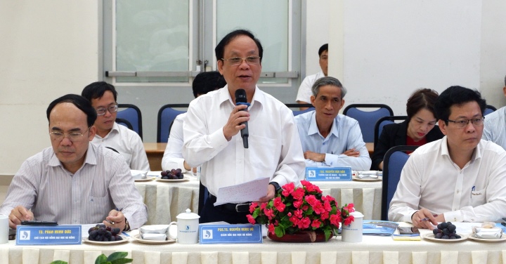 dai bieu quoc hoi lam viec voi dai hoc da nang 1