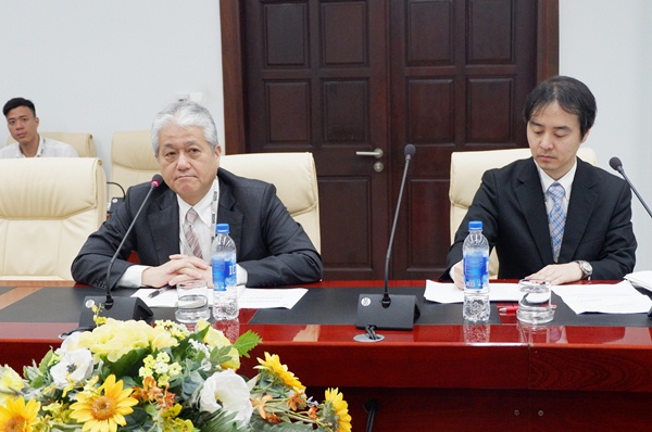dai dien quy toyota