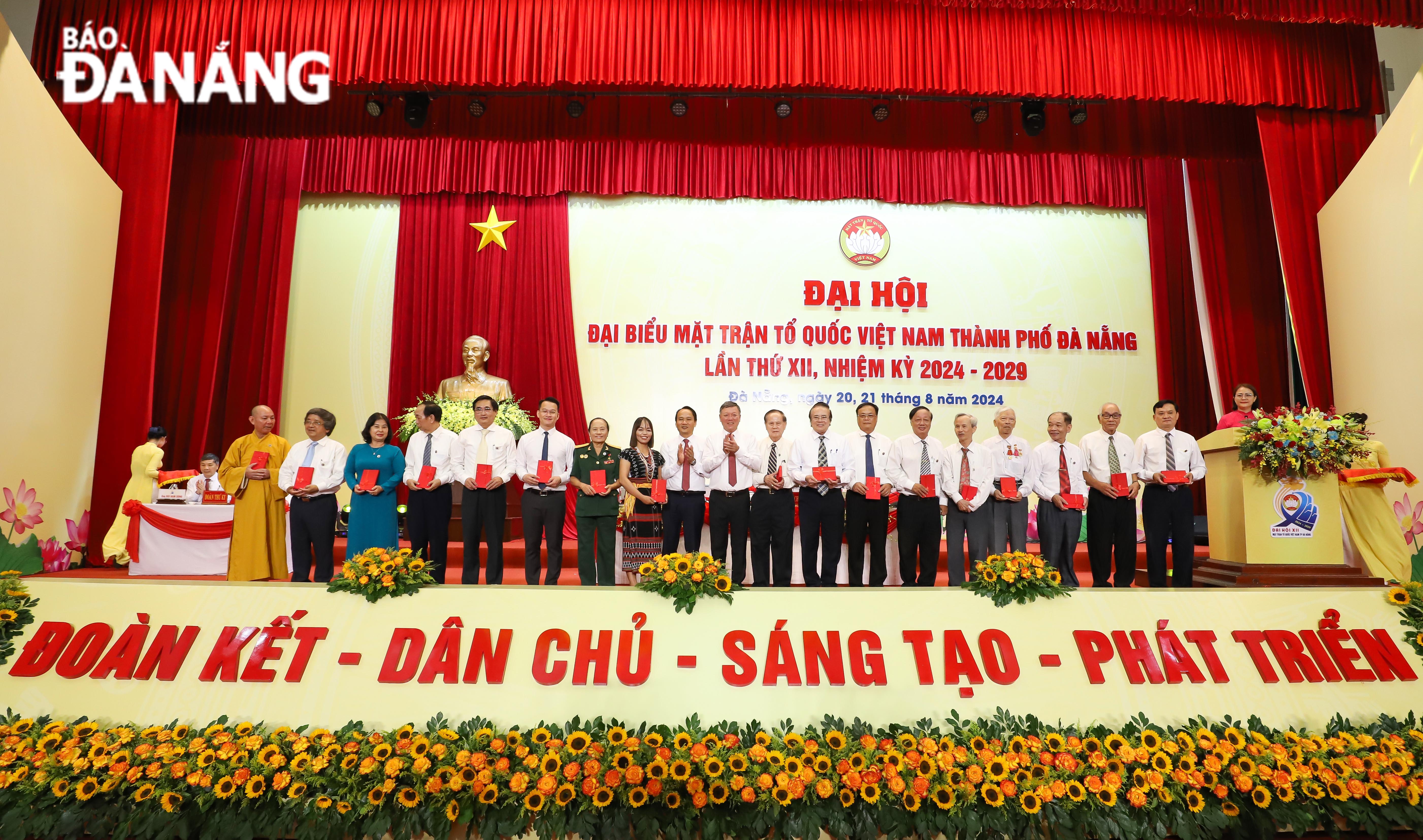 dai hoi dai bieu mttp lan thu 12 4
