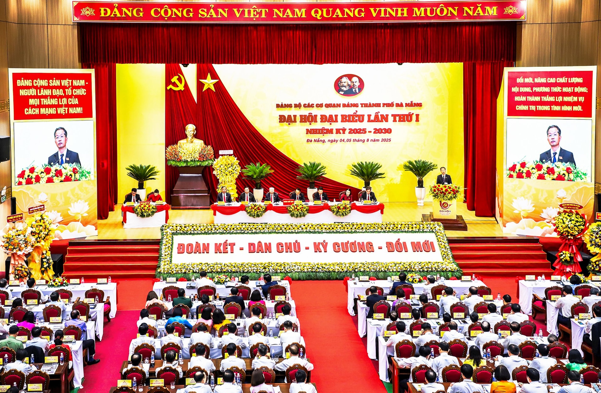 dai hoi dang bo cac co quan 1