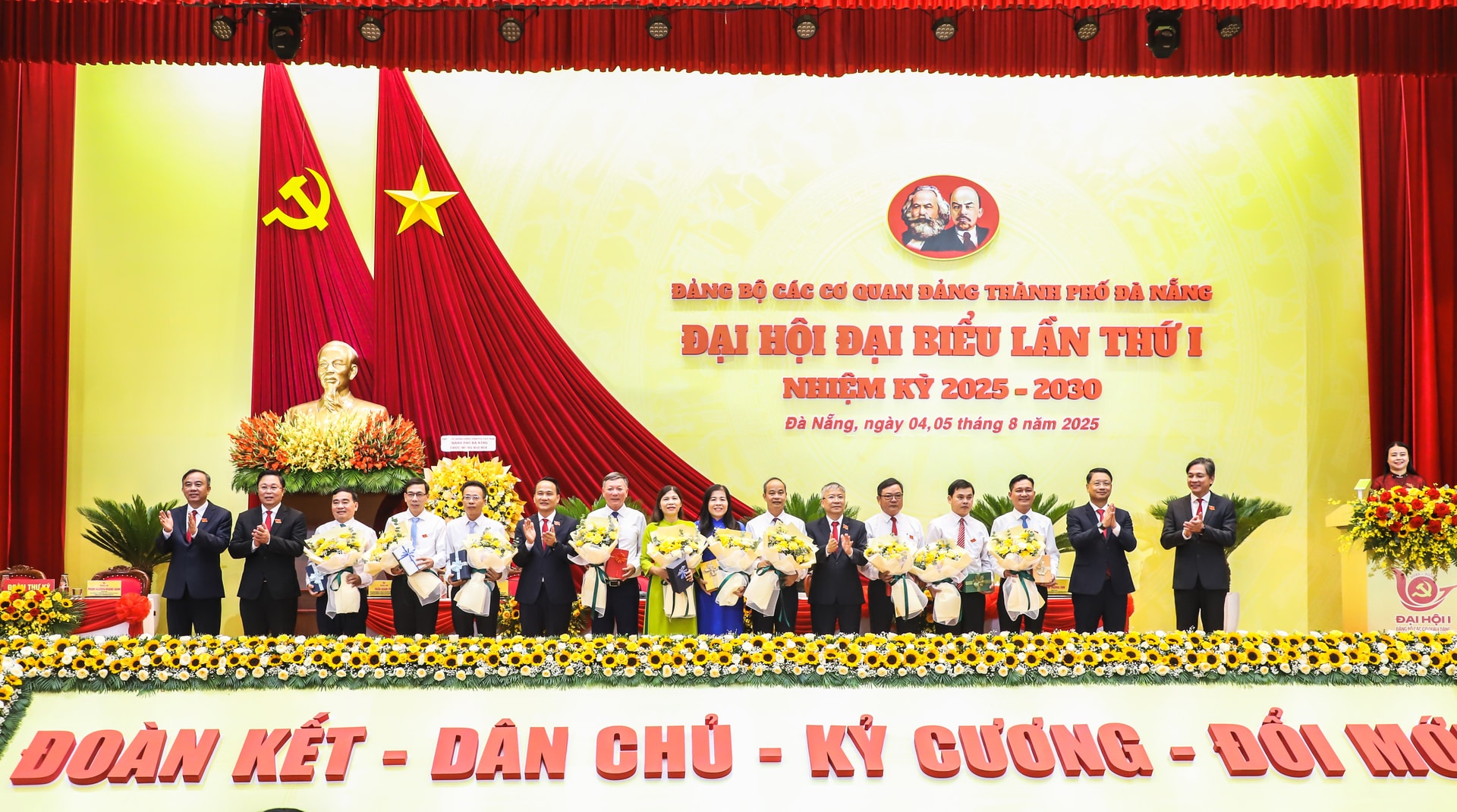 dai hoi dang bo cac co quan 3