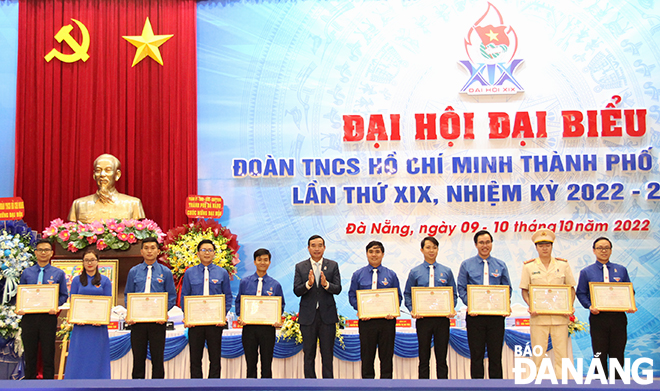 dai hoi doan 4