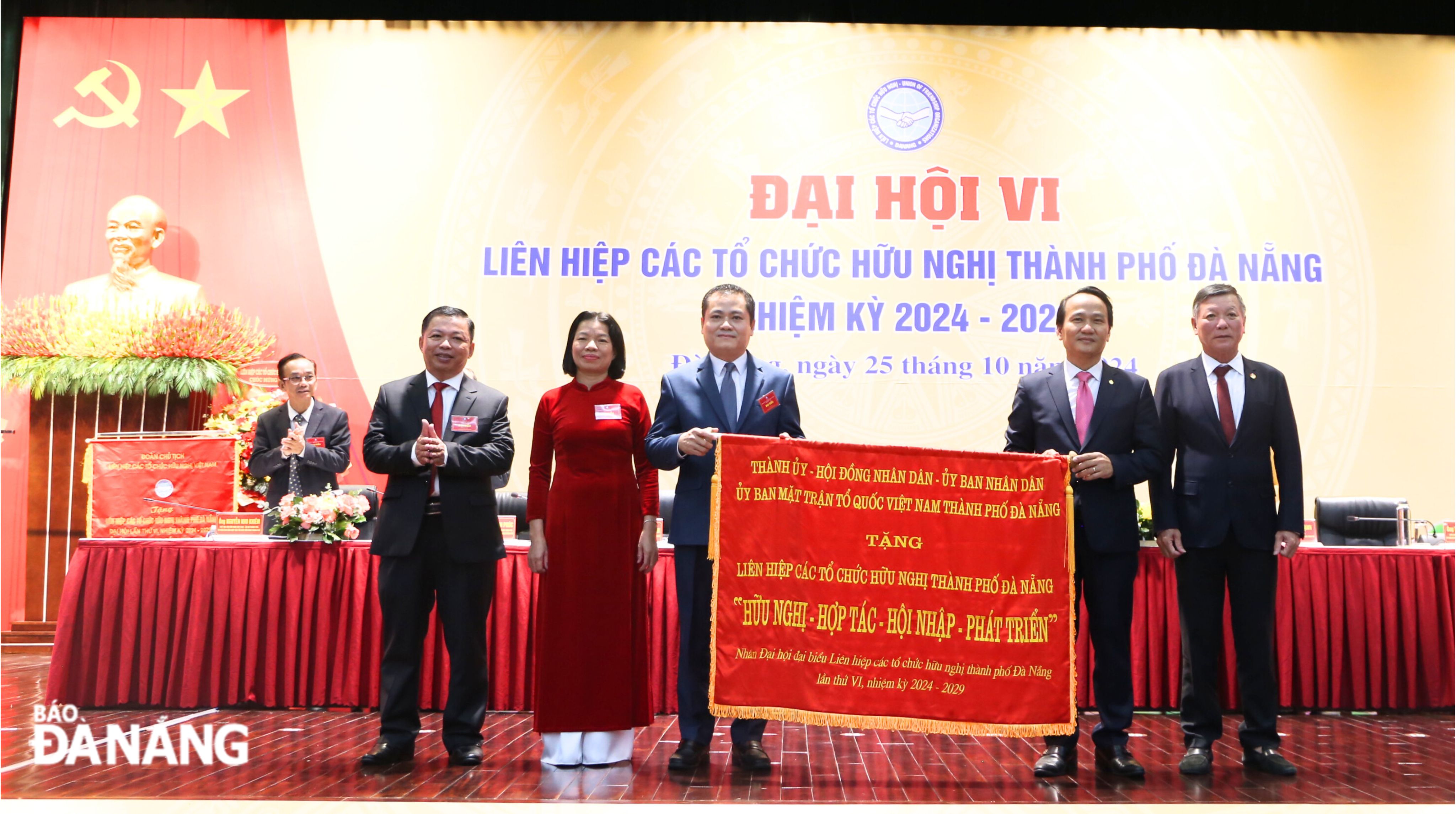 dai hoi lan 6 lien hiep cac to chuc huu nghi 3
