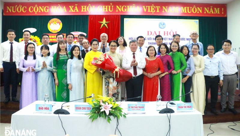 dai hoi lien lac voi nguoi viet nam o nuoc ngoai khoa 5 2