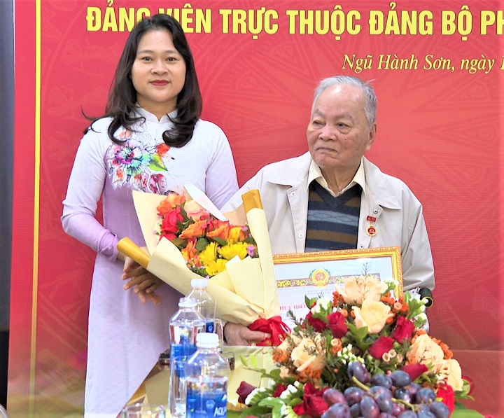 dang bo ngu hanh son 1