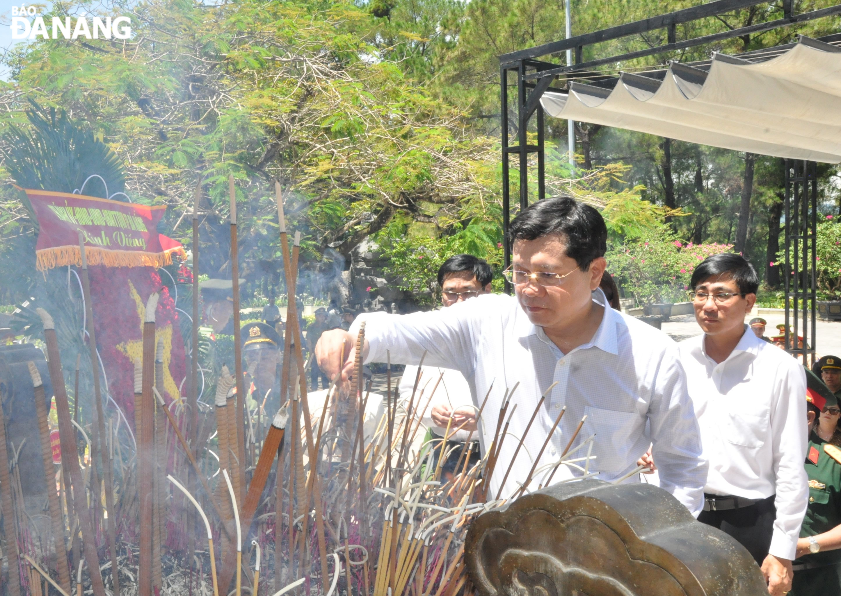 dang huong anh hung liet si tai quang tri 7