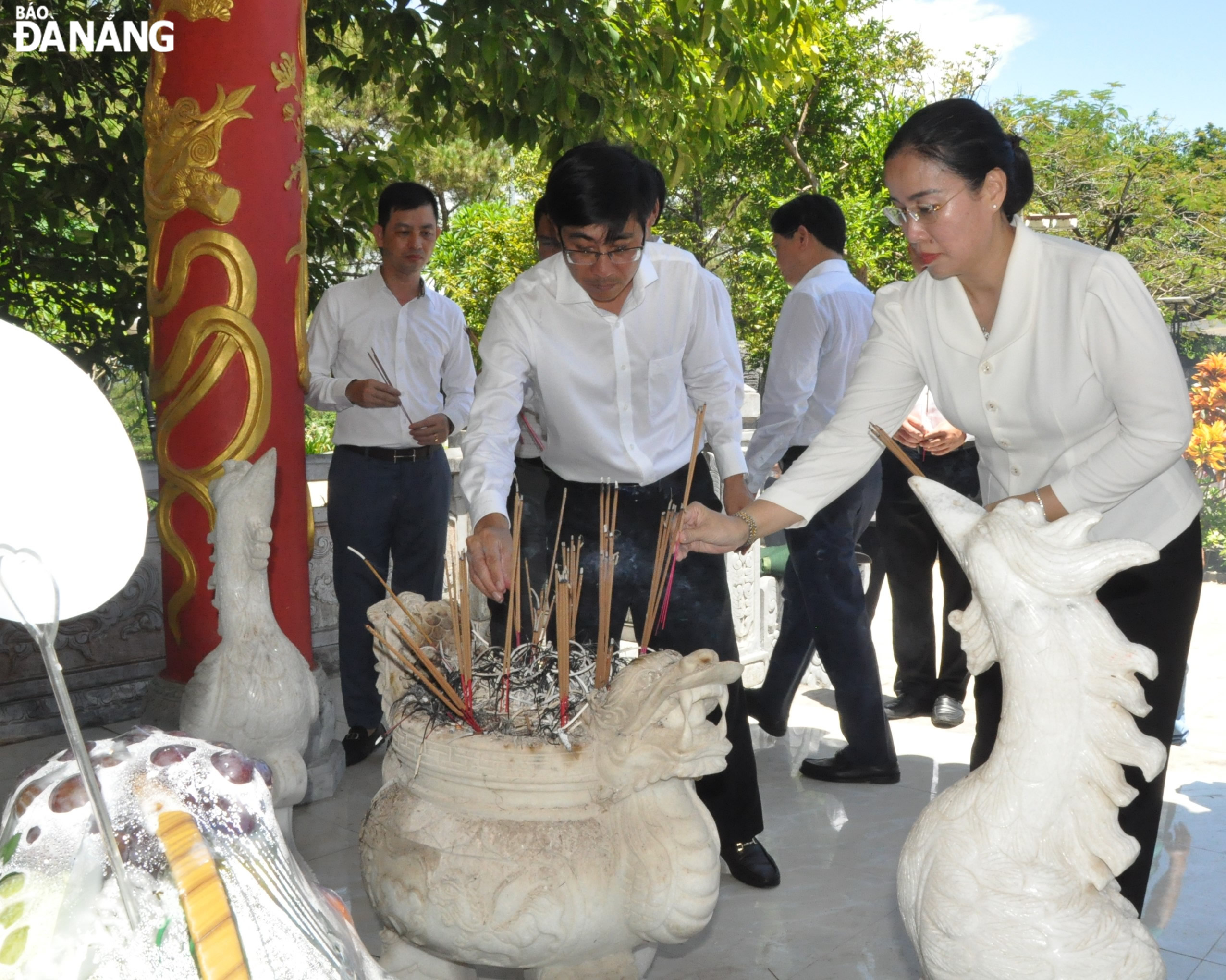 dang huong anh hung liet si tai quang tri 8