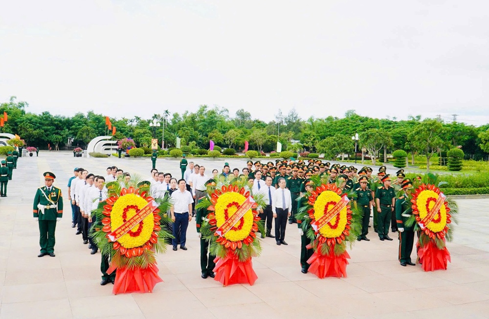 dang huong nghia trang liet si 26 07