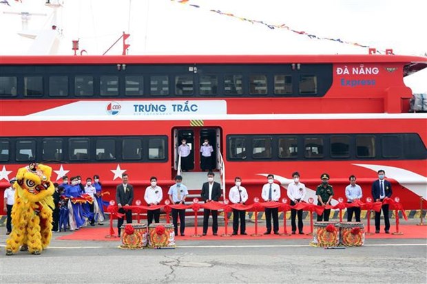 delegates cut ribbon to launch da nang e2 80 93 ly son high speed ferry service
