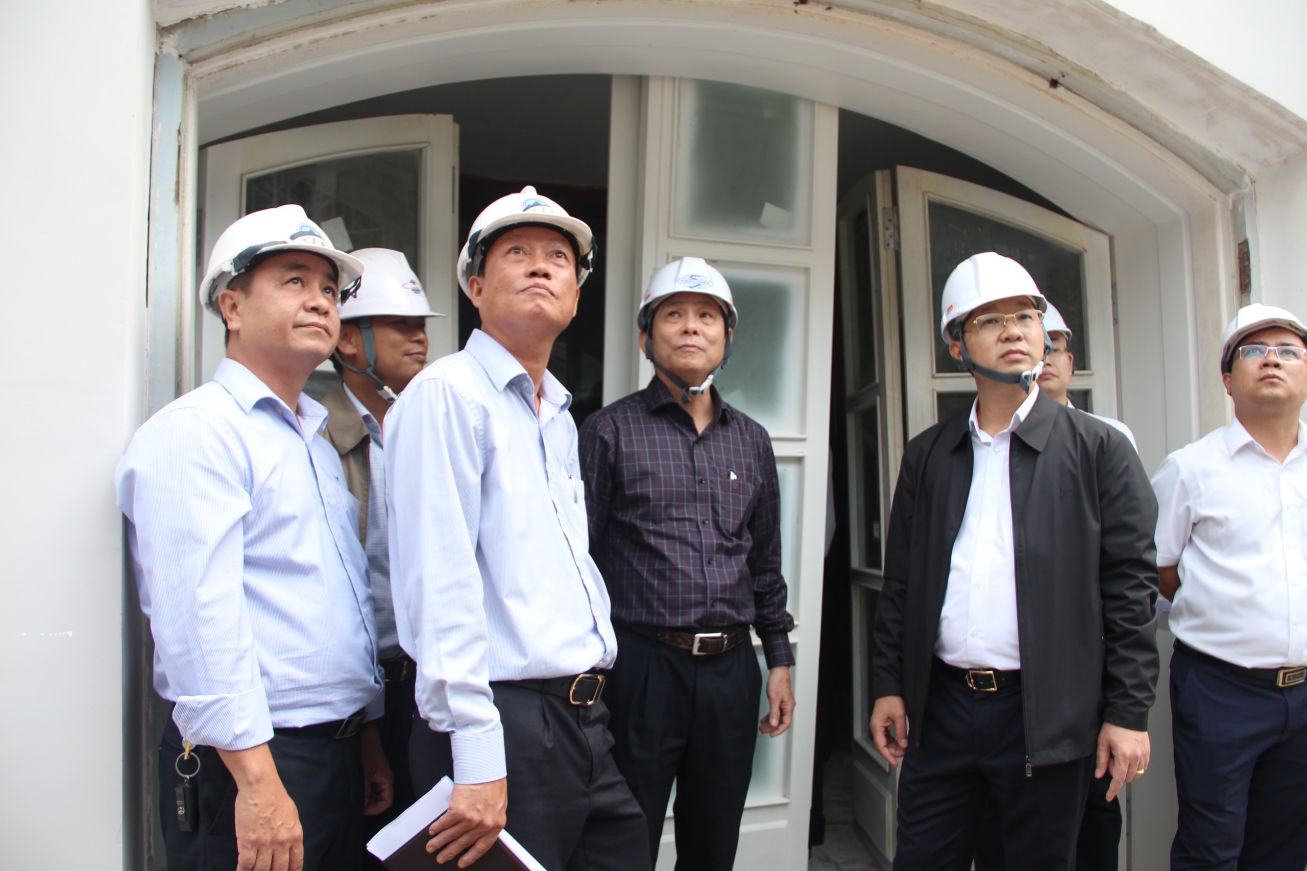 di kiem tra thi cong 1 so cong trinh ngay 1312 2