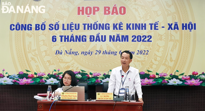 director of the da nang statistical department tran van vu
