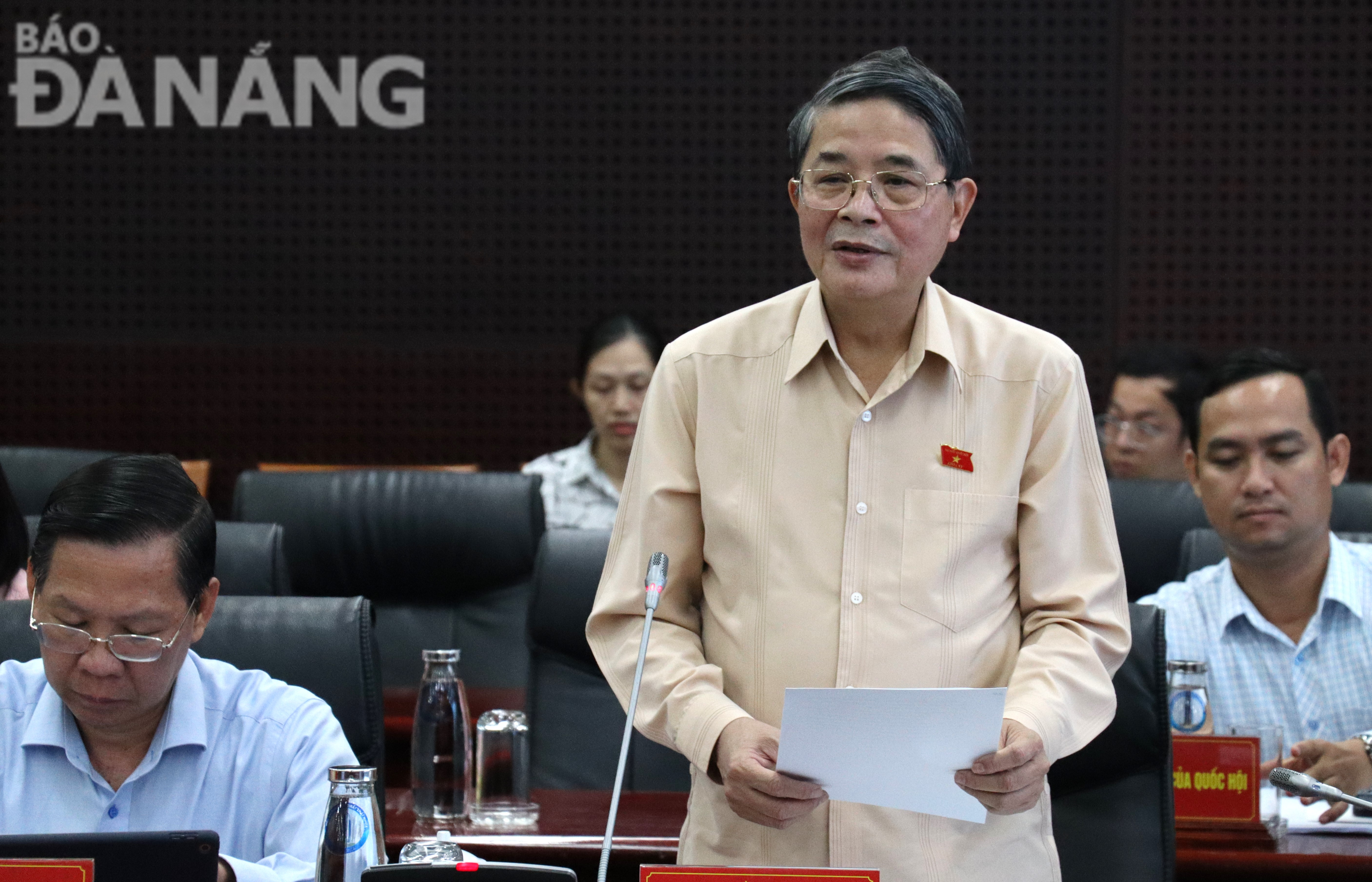 doan cong tac quoc hoi ve trung tam tai chinh 2