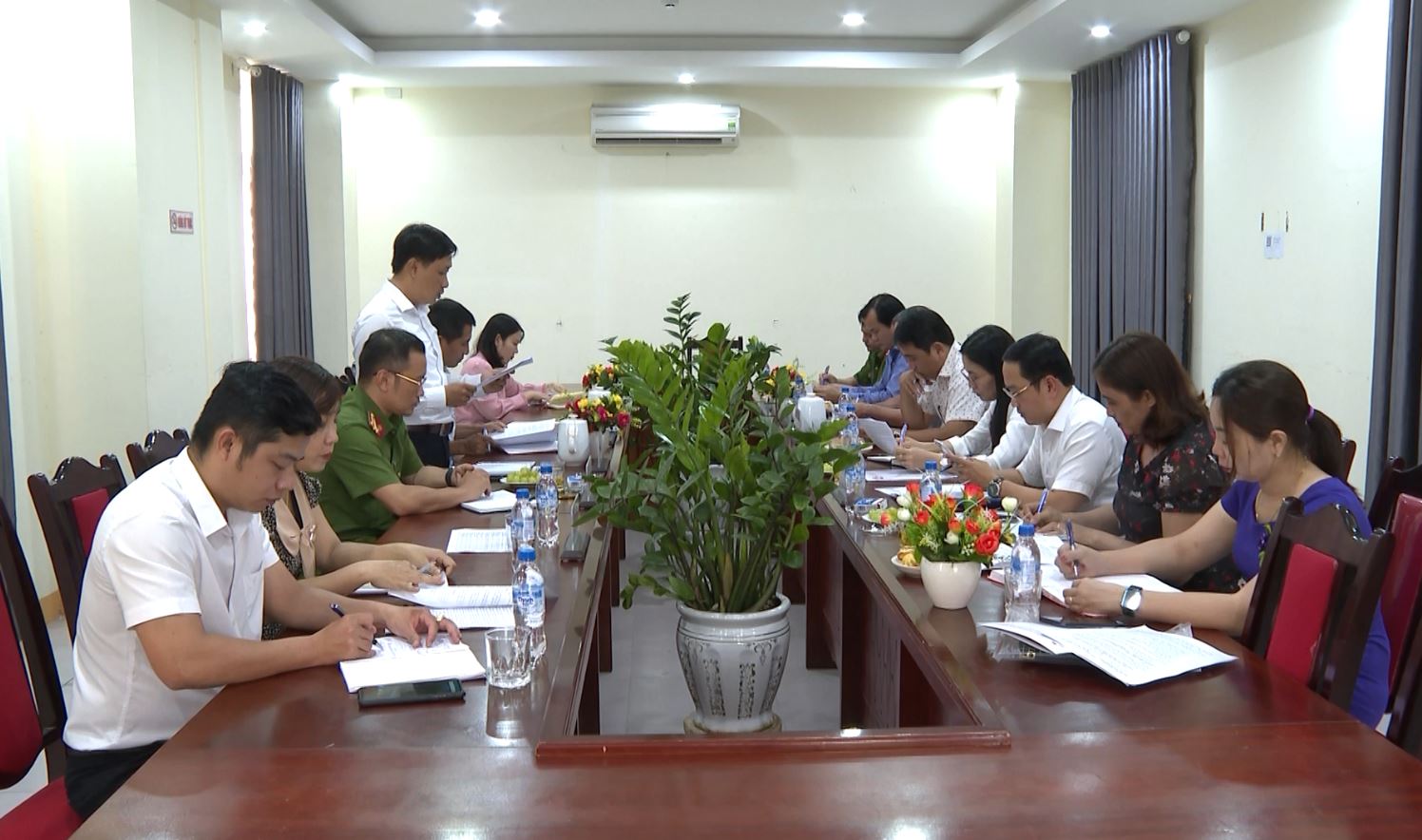 doan giam sat hdnd lam viec voi thanh khe dong