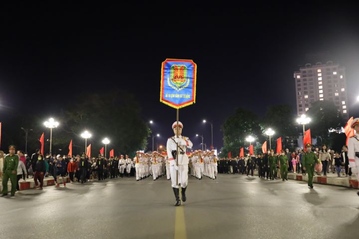doan nghi le cong an nhan dan