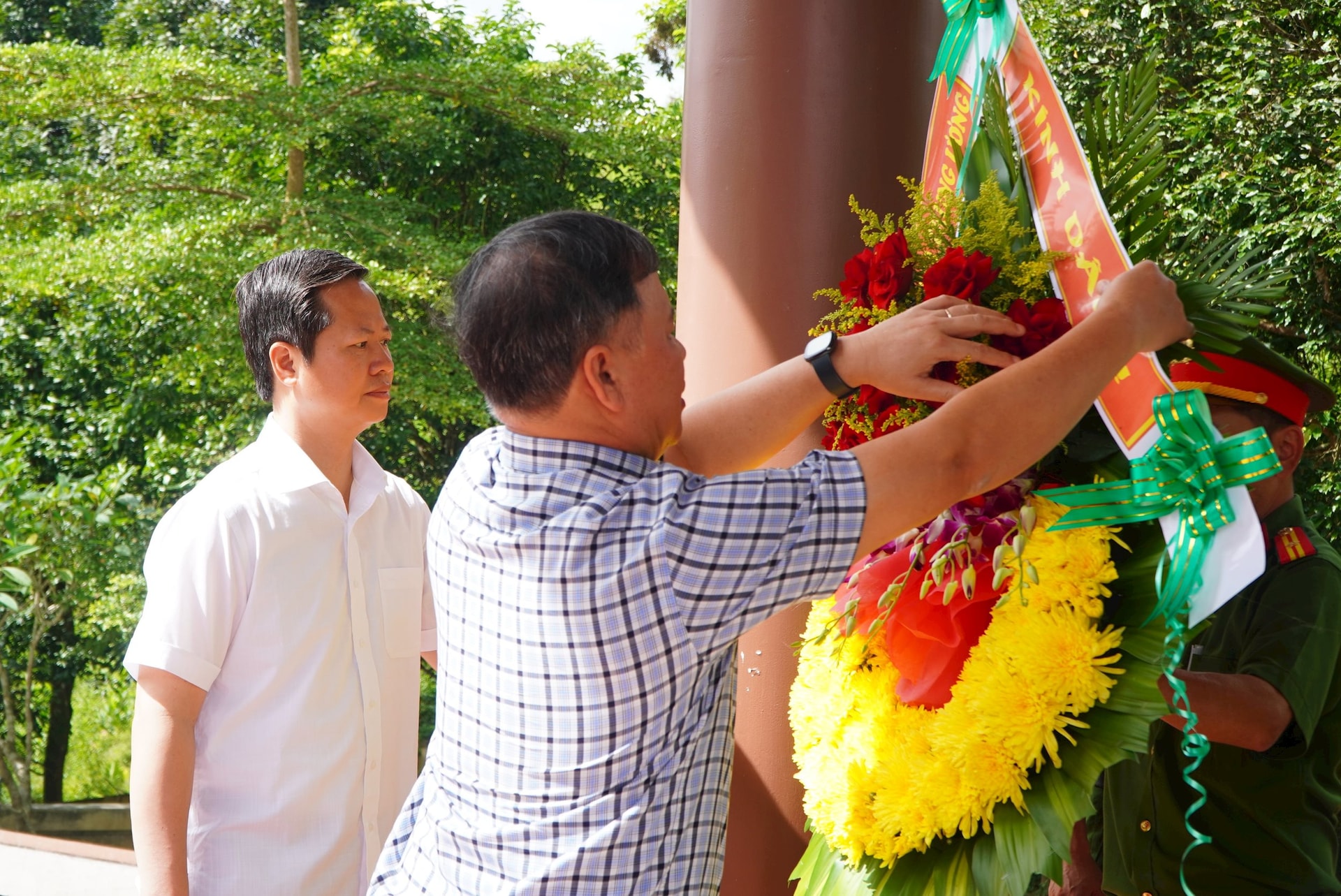 doan ub kiem tra tu tham gia dinh liet si 2025 5