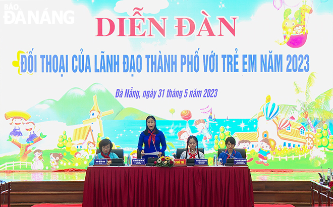 doi thoai lanh dao thanh pho voi tre em