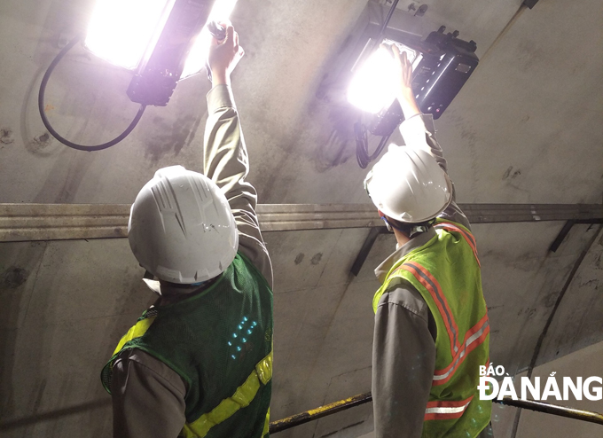 doing maintenance work in the hai van tunnel