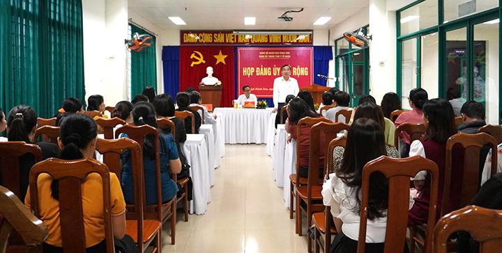 du hop dang uy ttyt quan ngu hanh son mo rong