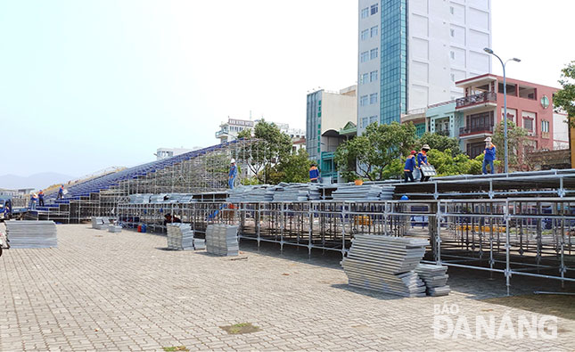 dung rap phao hoa