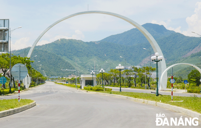 entrance to the da nang hi tech park