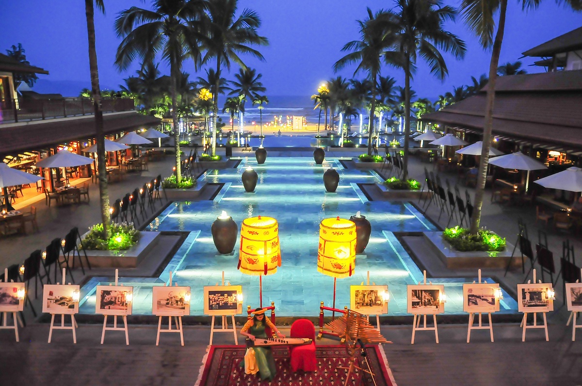 furama resort