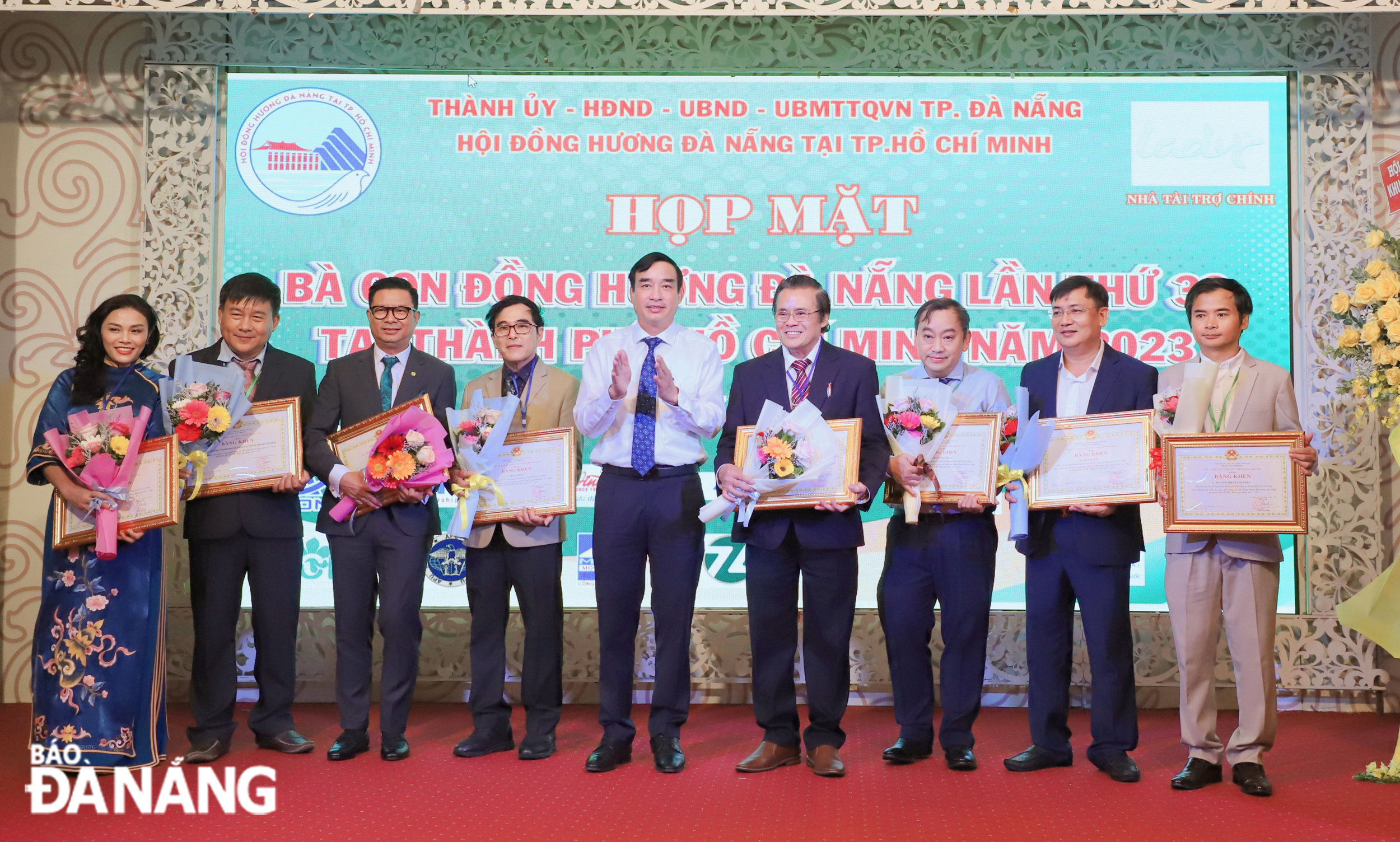 gap mat dong huong da nang tap hcm 1