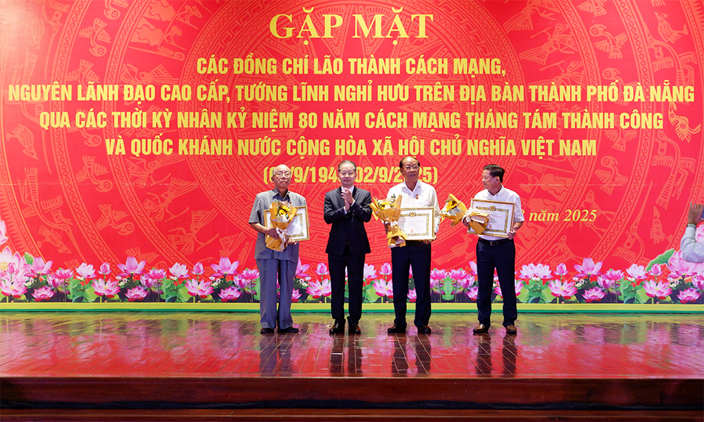 gap mat lao thanh cm 2 9 25 2