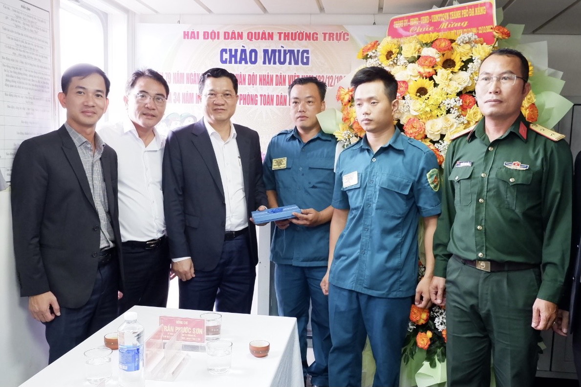 gap mat ngay quan doi nam 2023 11