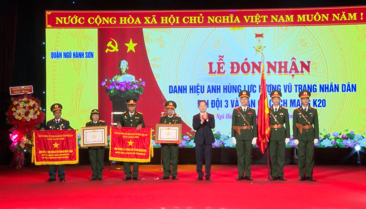 gap mat ngay quan doi nam 2023 6
