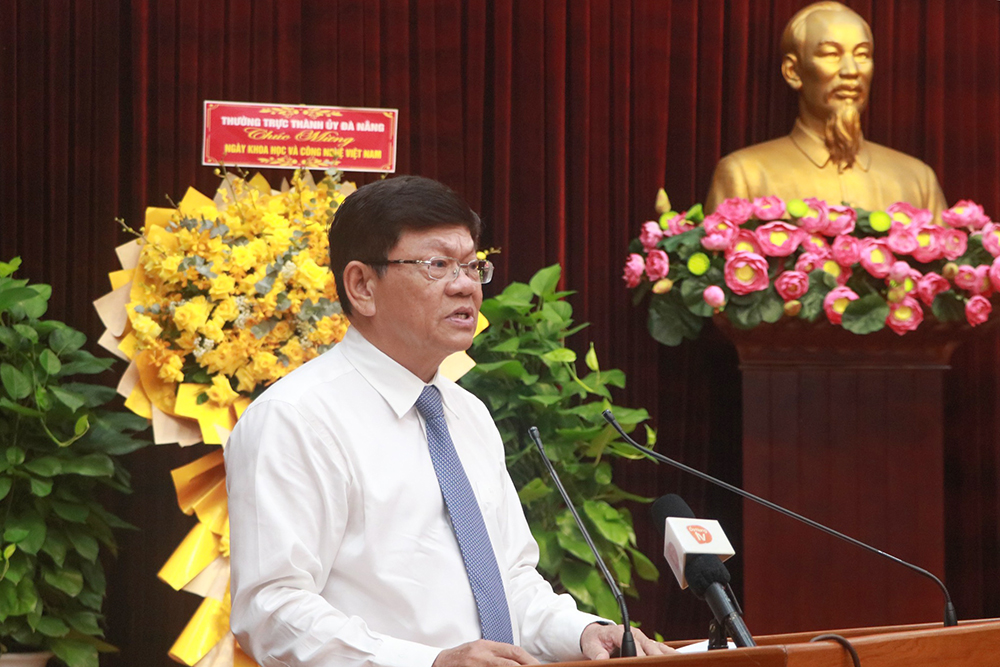 giai phap phat trien nguon nhan luc trong thoi gian den 1