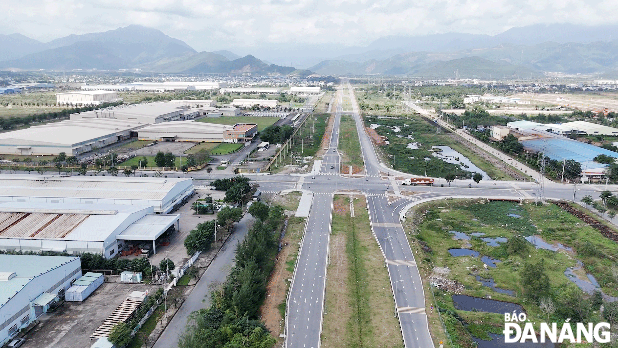 giai phong mat bang cao toc hoa lien tuy loan 1
