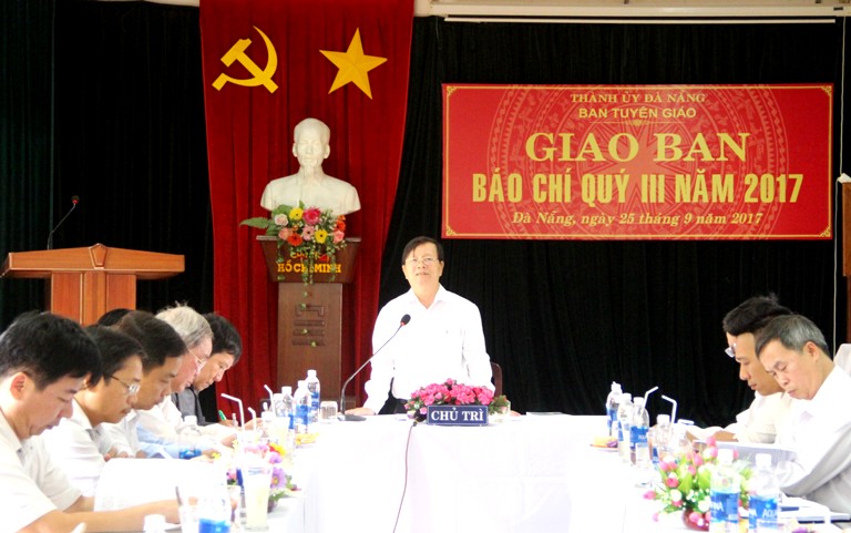 giao ban bao chi