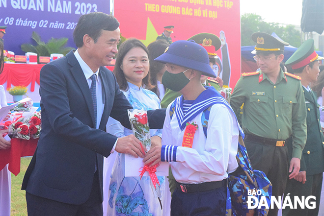 giao nhan quan 2023 1