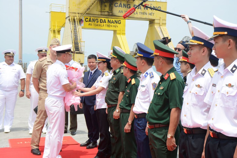 ham doi thai binh duong 2c hai quan nga den da nang
