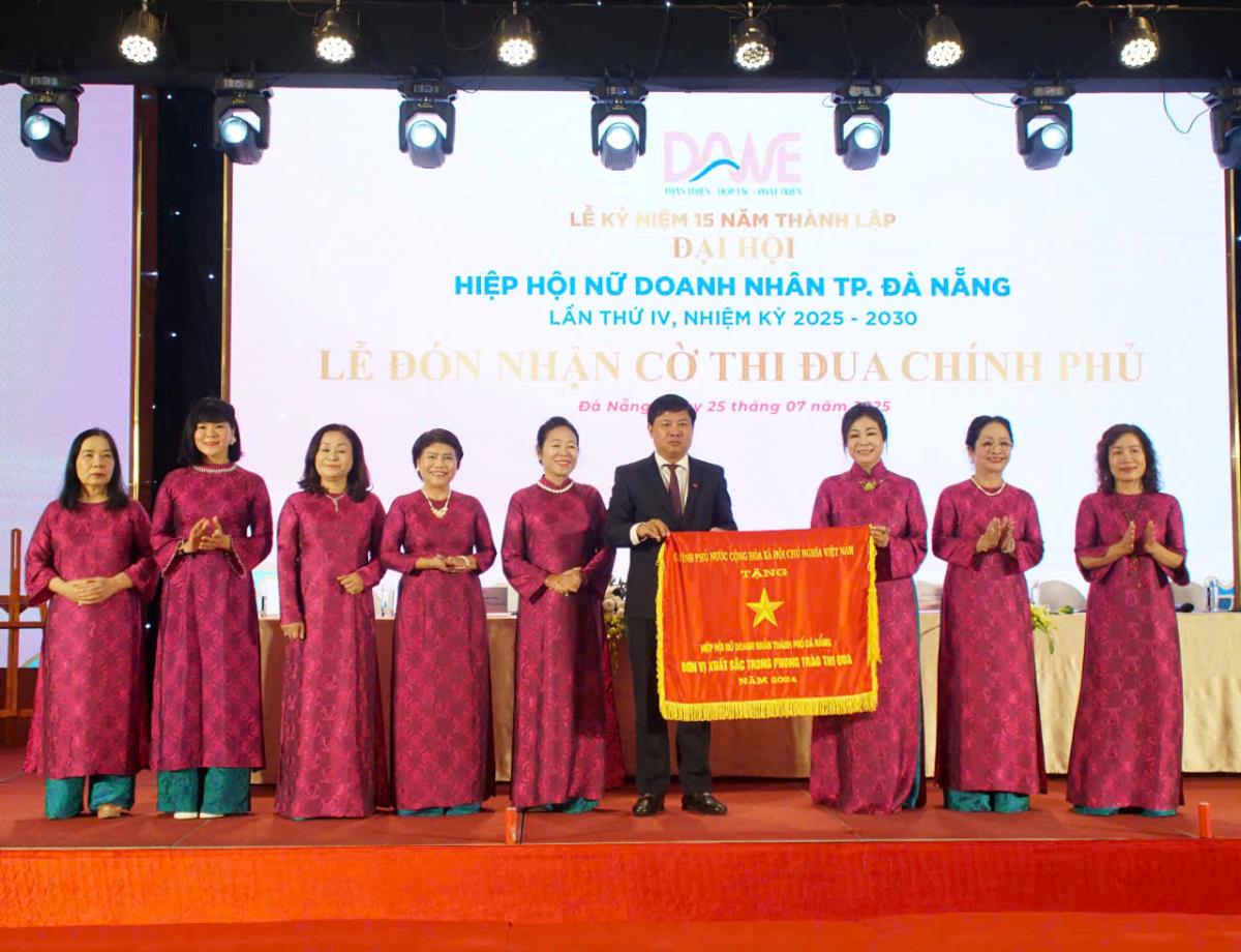 hiep hoi nu doanh nhan thanh pho dn dai hoi lan 4