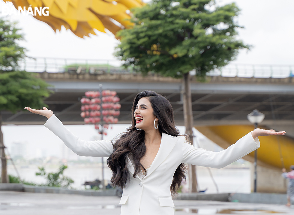 hoa h e1 ba adu ho c3 a0n v c5 a9 e1 ba a4n c4 90 e1 bb 99 rhea singha 4