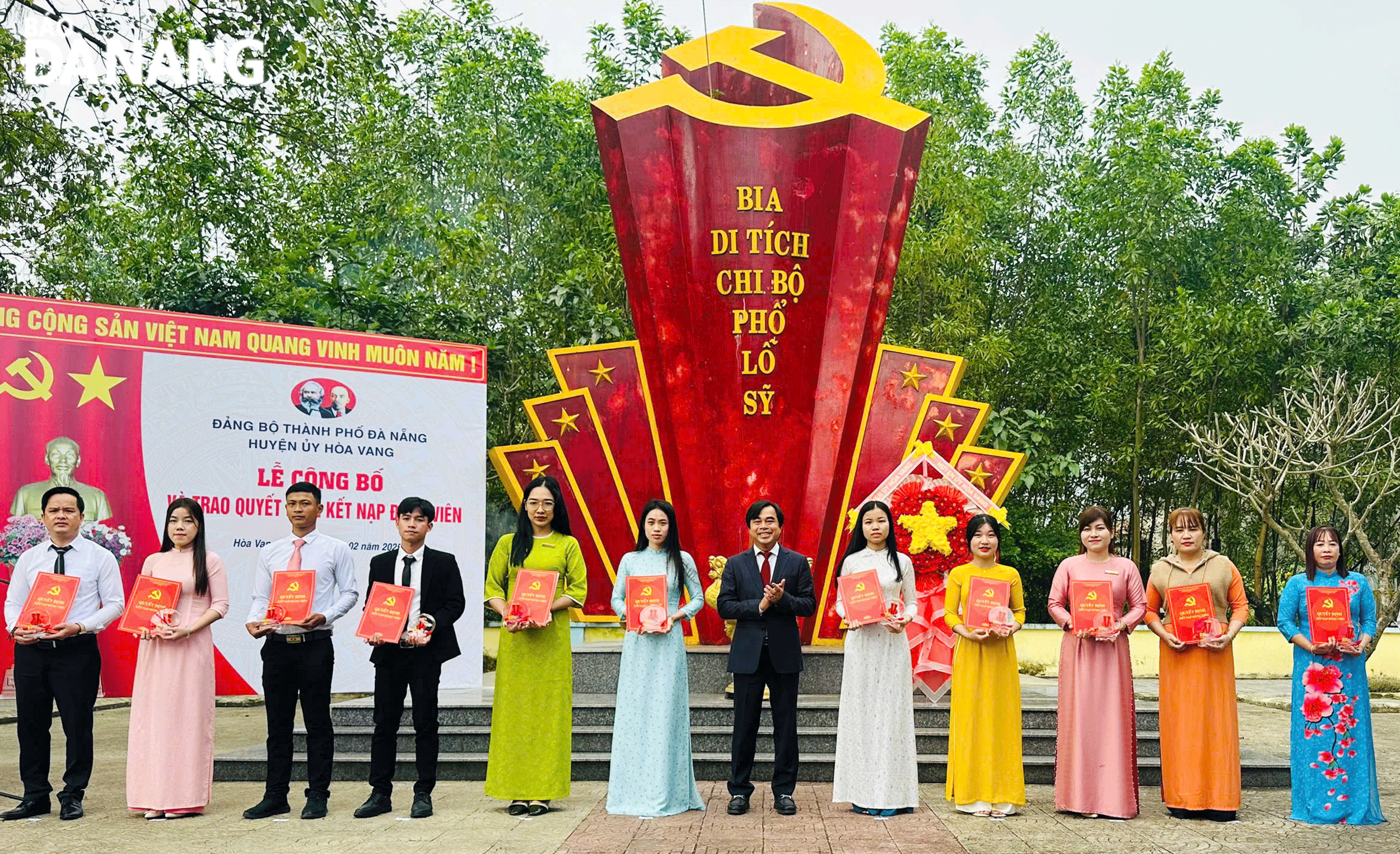 hoa vang ket nap 70 dang vien ngay 060225
