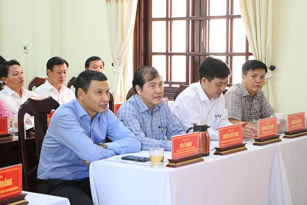hoa vang thu nghiem chinh quyen 2 cap 1