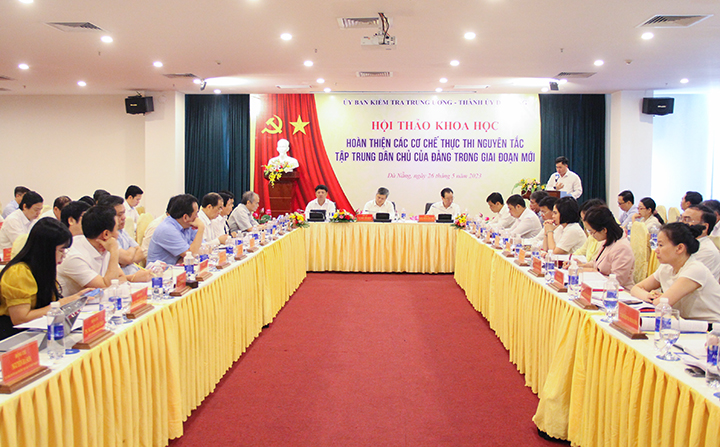 hoan thien co che thuc thi nguyen tac tap trung dan chu