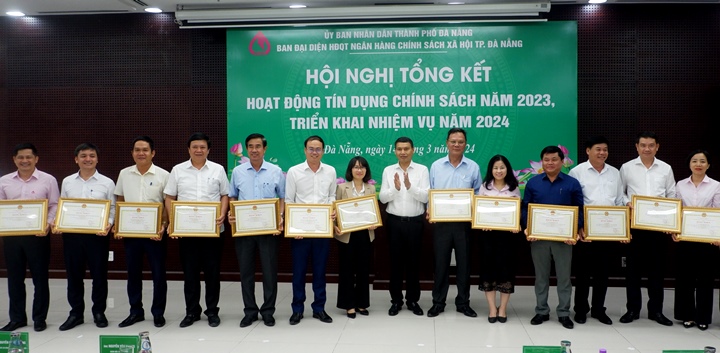 hoat dong tin dung chinh sach nam 2023