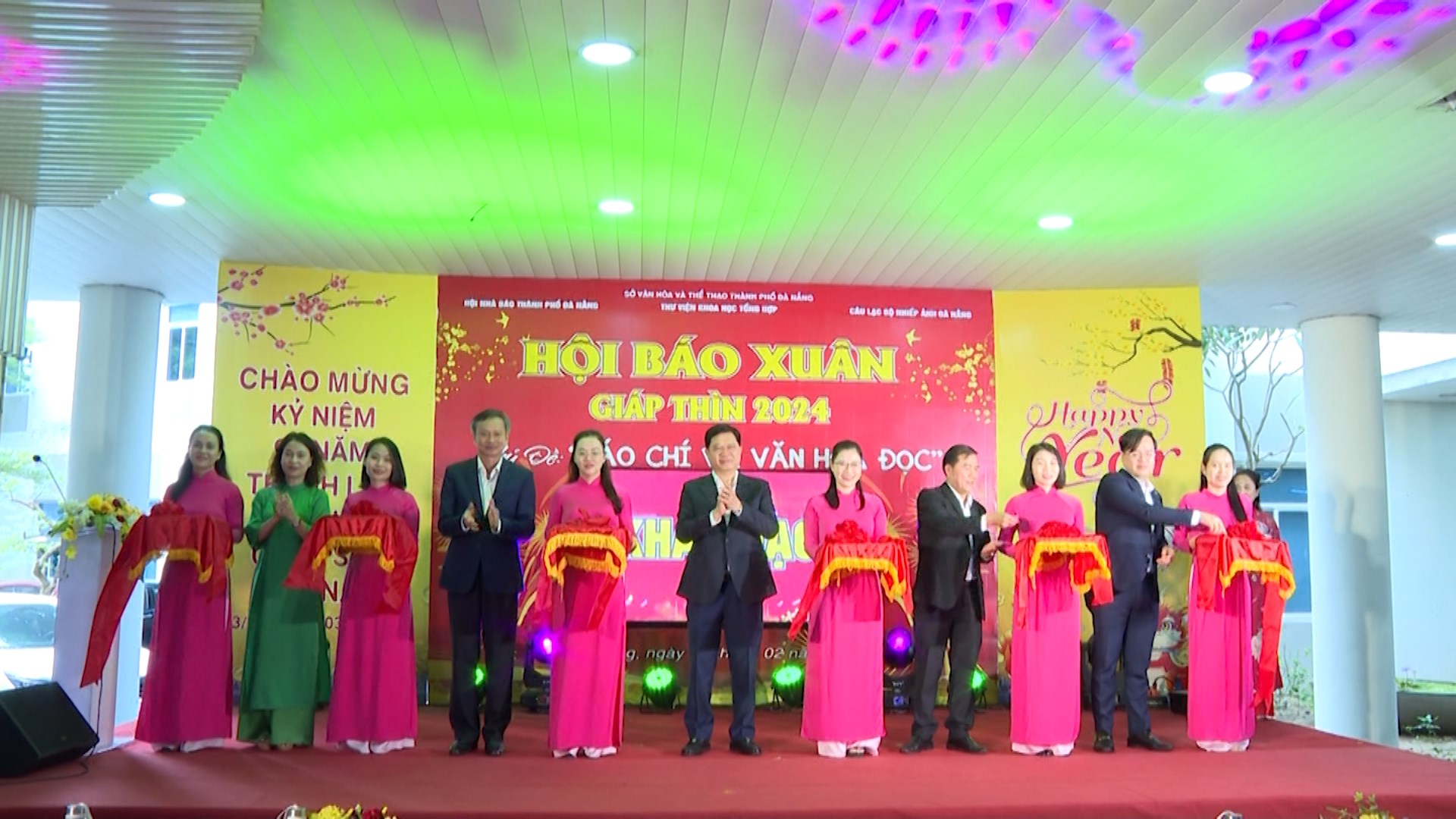 hoi bao xuan 2024