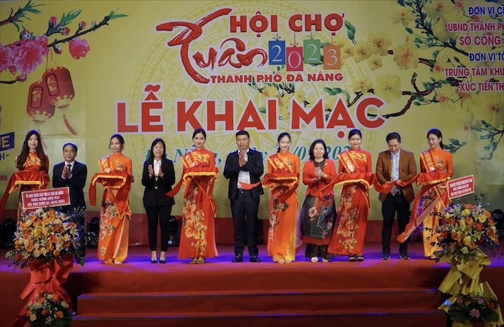 hoi cho xuan 2023