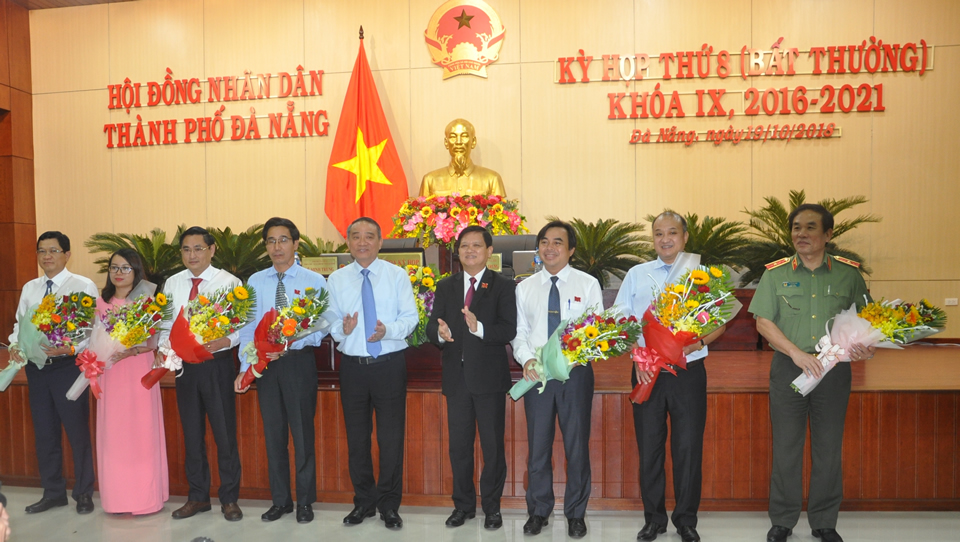 hoi dong nhan dan 2