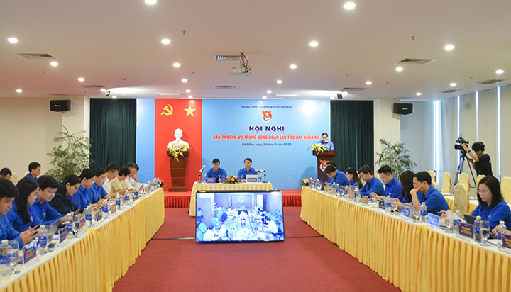 hoi nghi ban thuong vu trung uong doan lan 2 2c khoa 12 2