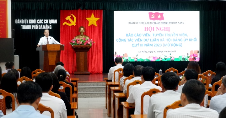 hoi nghi bao cao vien 1210