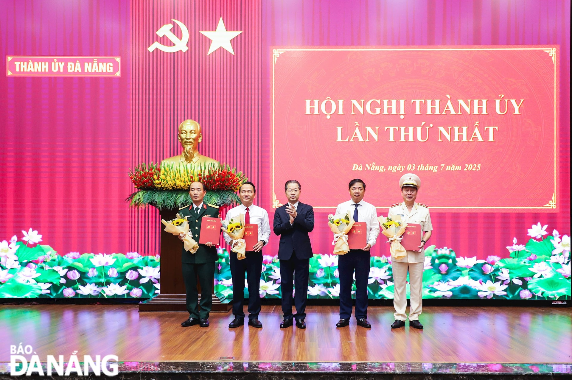 hoi nghi bch dang bo thanh pho 030725 8