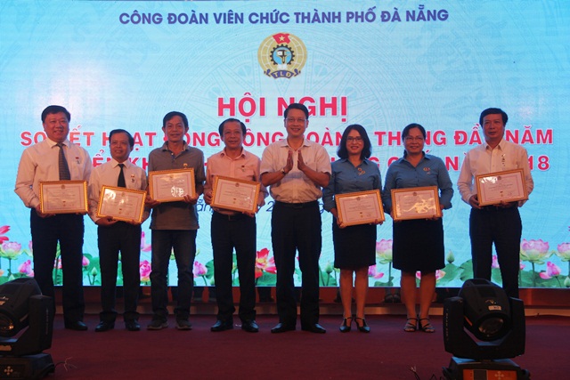 hoi nghi cong doan