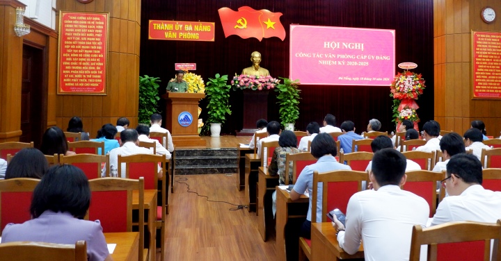 hoi nghi cong tac van phong cap uy dang nam 2024