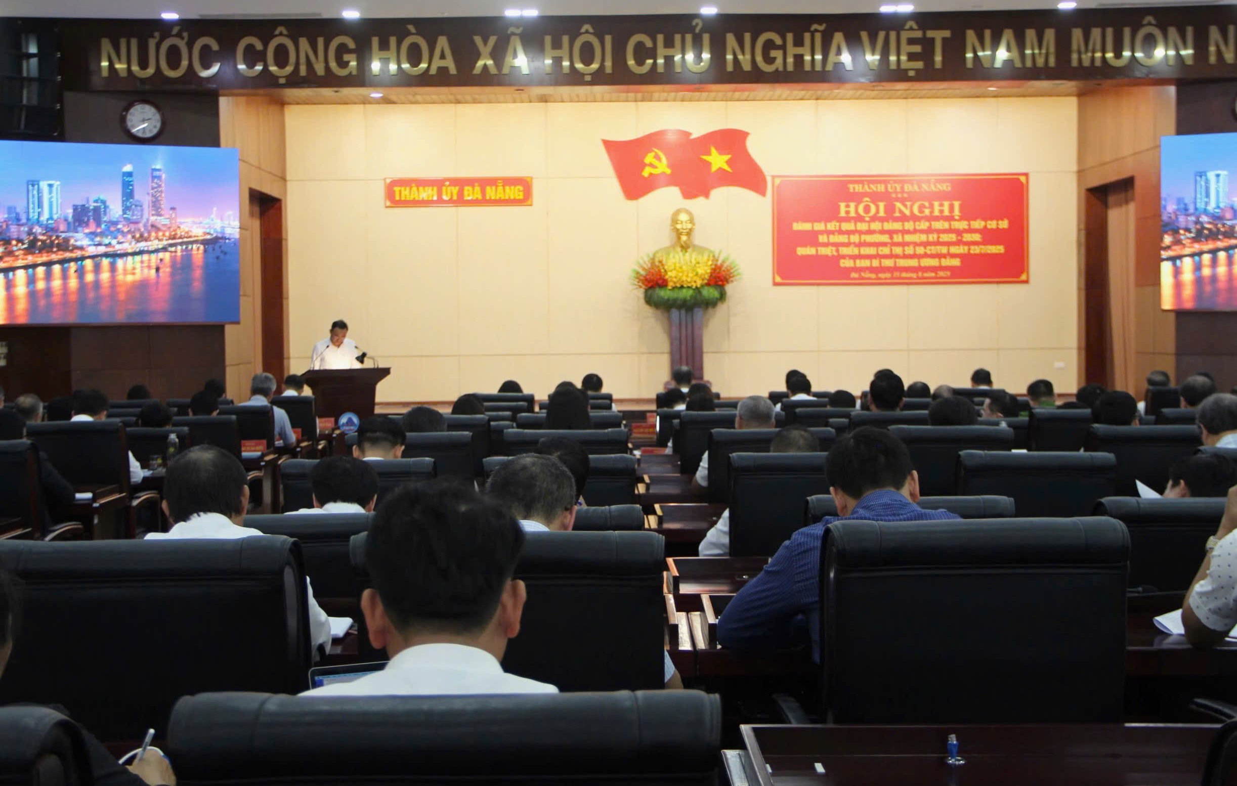 hoi nghi danh gia ket qua dai hoi dang