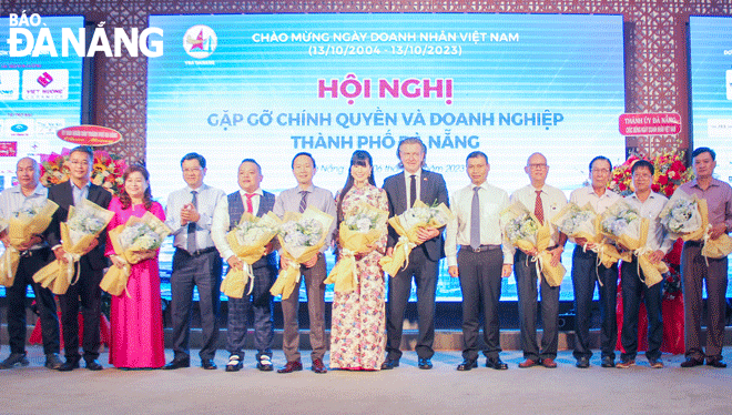 hoi nghi gap go chinh quyen va doanh nghiep nam 2023